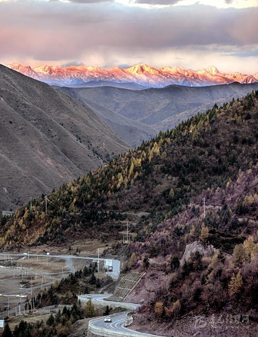 公路都這么美，你在川西高原到底錯過了多少風景？