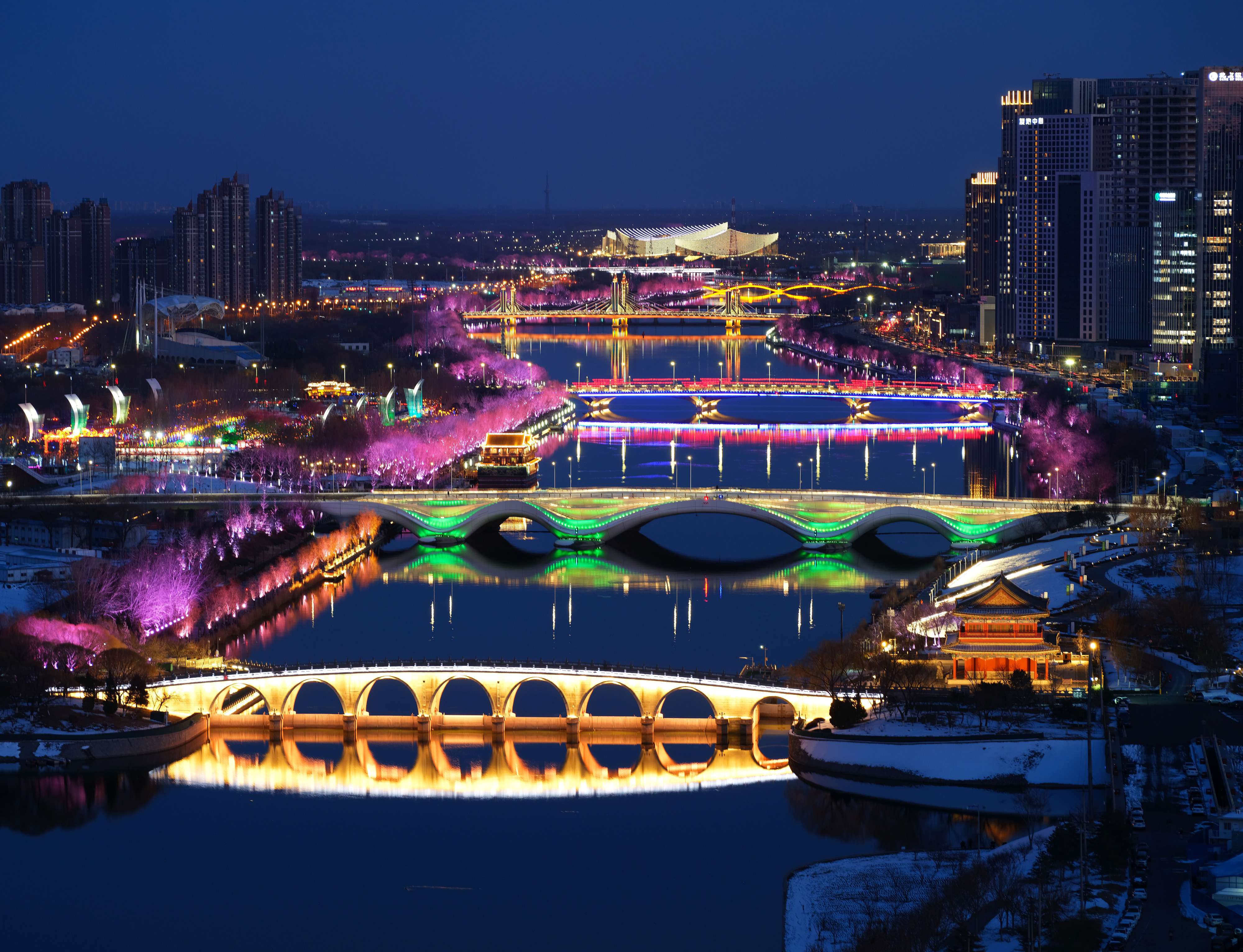 2024年2月22日，京杭大運(yùn)河北京通州段夜景。